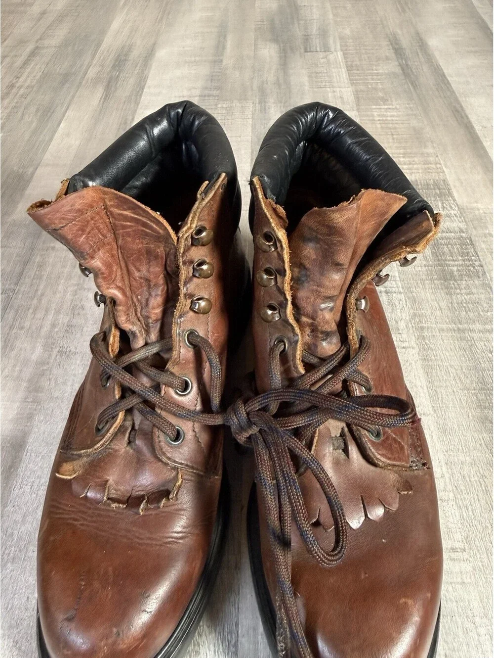 Vintage Red Wings Leather Work Boot Safety Toe Super Sole OR Kiltie Men’s 7.5